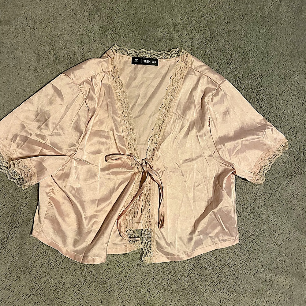 light pink tie silk blouse!! 
size: XS
condition: brand new